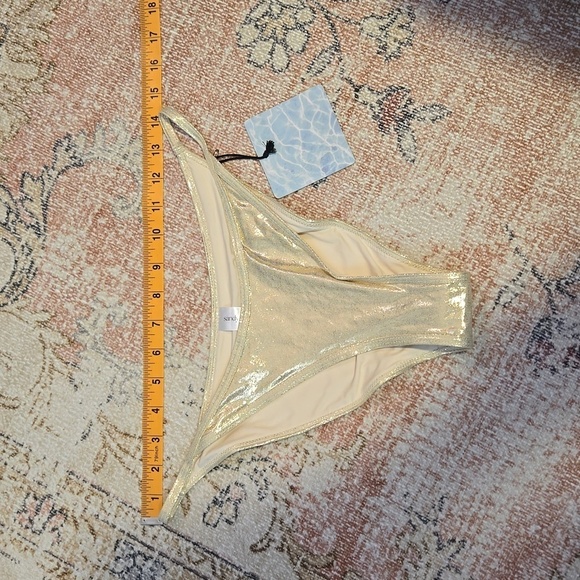 Sandy Beach Gold Stretchy String Bikini Bottom - Size L - Picture 6 of 7